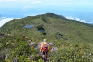 5 Pemuda Bukik Batabuah, Mendaki Gunung Marapi Sejak Sabtu, Belum Pulang