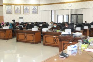 Bupati Agam Bacakan Nota Pengantar Ranperda LKPJ APBD 2019