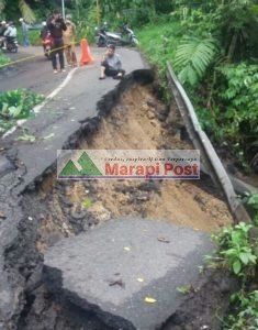 Pasang Jembatan Darurat (Bailey) Kelok 10 Kelok 44 Maninjau, Tunggu Hasil Survey Tim Geologi Unand