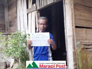 Arisman, Petani Kecil Tinggal Digubuk Gelap di Kamang Hilia