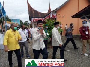 Bapaslon Bupati dan Wakil Bupati Agam Hariadi-Novi Endri Mendaftar ke KPU