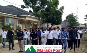 Bapaslon AWR-Irwan Fikri, dan Trinda Farhan Satria-M. Kasni Daftar ke KPU Agam