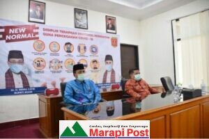 Didampingi Kepala Kesbang Pol, Pjs Bupati Agam Benni Warlis, Saksikan Upacara Peringatan Hapsak Dalam Bentuk Virtual