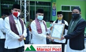 30 Pondok Pesantren Terima Piagam Izin Operasional di Agam