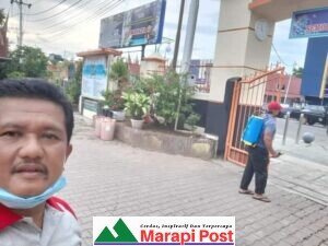 Di SMP Negeri 1 Payakumbuh, Sebelum Dimulai Proses Belajar Mengajar, Lingkungan dan Ruangan Disterilkan