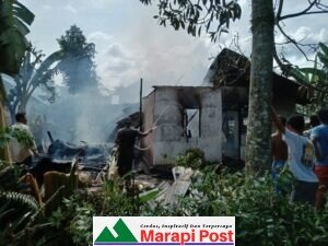 Dua Unit Rumah Terbakar di Translok Padang Mardani Kabupaten Agam