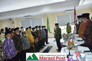 Ketua PW-DMI Sumatera Barat Kukuhkan Pengurus  Dewan Masjid Indonesia (PD-DMI)  Kabupaten Agam