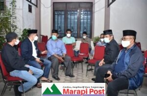 Jenazah Almarhum Syafrizal Anggota DPRD Agam Dimakamkan Dini Hari, Disaksikan Plh. Bupati Agam