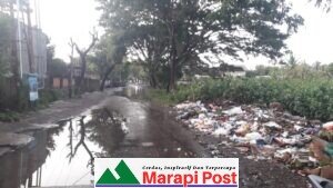 Di Praya dan Pulau Lombok, Drainase Tak Berfungsi, Sampah Dibuang Sembarangan Penyebab Genangan Air