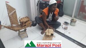 Kreatifitas Kaspun Sang Juru Parkir Saat Pandemi di Nusa Tenggara Barat