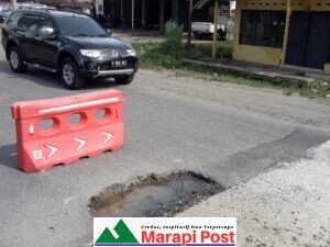 Degradasi Jalan Jalur Dua Kewenangan Pemda Provinsi Sumatera Barat di Monggong Lubuk Basung Perlu Segera Diobat, Bila Tidak Ingin Jatuh Korban