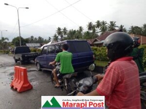 Kerusakan Jalan Diponegoro Monggong Lubuk Basung Semakin Parah, Diharapkan Segera Diperbaiki