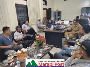 Menghindari Kesalah Fahaman, Blokir Pintu Masuk Komplek Kantor Pemnag Manggopoh Dibantu Polisi