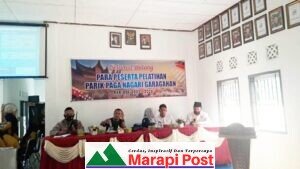 Pemerintahan Nagari Garagahan Berikan Pembekalan Parik Paga Nagari
