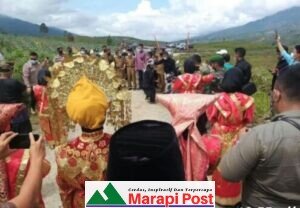 Mendukung Pertanian Organik, Wakil Gubernur Menyerahkan Alsintan Sebagai Alat Pengendali OPT