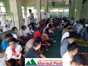 Shalat Idul Fitri 1442 di Masjid Nurul Falah Monggong Penuh Sesak, Tidak Muat di Masjid, Melimpah ke Jalan Raya