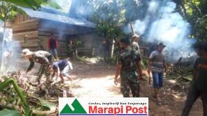 Satgas TMMD/N ke 111 juga Kerja Bhakti Bersihkan Jalan Bersama Warga