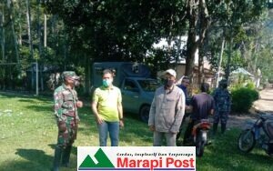 Danramil 06 Guguk Kodim 0306/50 Kota Komsos Di Lokasi pra TMMD