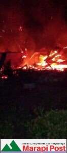 Rumah Milik Badai/Laurensius di Spora Hangus Terbakar