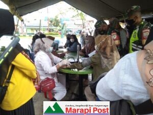 Tidak Cukup di Lapangan Kantin, Pasia Laweh Undang Vaksinator Covid-19