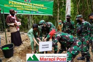 Danrem 032/wbr dan Rombongan Tanam Pohon di Lokasi TMMD/N ke 111