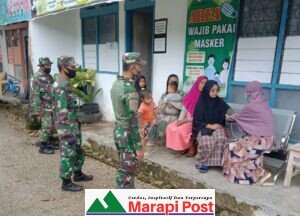 Anggota Satgas TMMD Bantu Pantau Kesehatan Warga Nagari