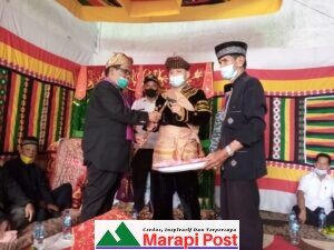 Yang Dipertuan Kinali Nobatkan Nazril Effendi, Pemangku Adat Dt Kandomarajo Suku Jambak Koto Padang.