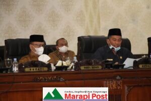 DPRD Agam Bacakan Nota Ranperda Inisiatif Pengelolaan Zakat