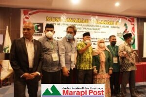 Hasan Makassar Nakhodai KAHMI Papua Barat