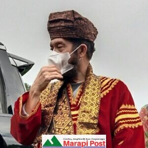 Ketua MK RI DR. Anwar Usman, Bergelar Adat Datuak Rajo Alam Batuah