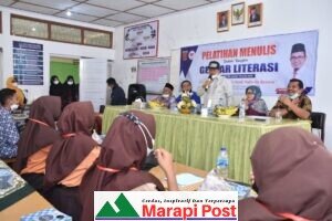 Bupati Agam Sering Turun, Kali ini ke Pelatihan Menulis di Ampek Angkek