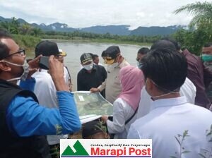 Gubernur Sumbar Tinjau Lokasi Banjir Batang Pasaman