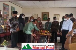 Diwakili Kadisdikbud Agam, Bupati Resmikan PKBM Literavokasi Lawang