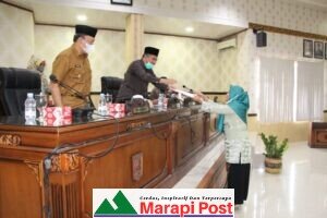 Fraksi DPRD Agam Bacakan Pandangan Umum Atas Usulan Ranperda PPPD