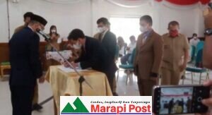 Bupati Mentawai Lantik Direksi Perumda Kemakmuran Mentawai