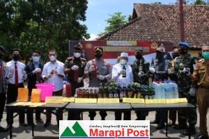Polres Kota Bima NTB Musnahkan Ribuan Botol Miras dan Narkoba