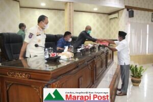 Wabup Simak PU Fraksi DPRD Terhadap Ranperda RTRW dan RAPBD 2022