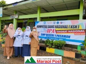 Dua Siswi Terbaik SMPN 1 Pasaman, Wakili Sumbar di Ajang Kompetisi Sains Nasional