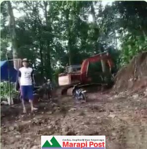 Swadaya, Masyarakat Tanjung Raya Buka Jalan Kukuban ke Embun Pagi