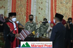 Erianto Dilantik Jabat Ketua DPRD Pasbar Sisa Masa Tugas 2019-2024
