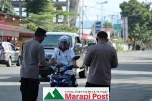 Vaksinasi, Polres Pasaman Barat Gelar Sweeping Depan Kantor 