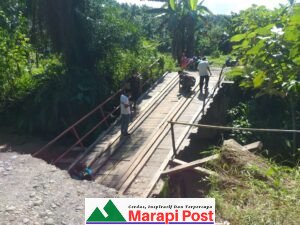 BPBD Agam Kaji Penanganan Jembatan Tompek, Karam Diterpa Banjir