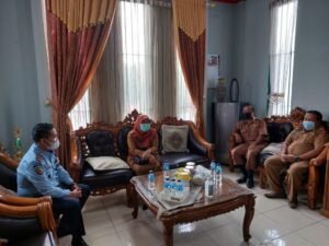 Kepala LP Kelas II Lubuk Basung Hebat, Kadis PKP Agam Masuk LP