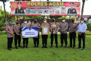 Polres Agam dapat Runer Up 3 Pada Lomba Sumdarsin