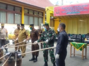 Bupati Pasaman H. Benny Utama, Bersama-sama Musnahkan BB