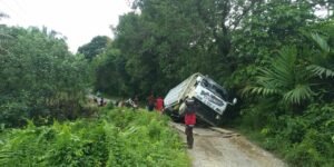 Jembatan Lolo Balai Ahad Makan Korban, Dam Truk Tagarabai