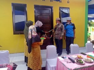Kadisdiknas Pasaman Resmikan Mushalla SDN 10 Parit Batu