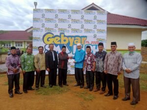 Bupati Pasbar Resmi Buka Gebyar SMA IT Darul Hikmah 