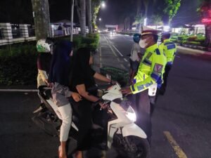 Patroli Malam, Polres Agam Turunkan Mobil Patroli 904 Unit Satlantas