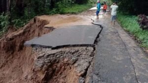 Jalan Talamau-Simpang Empat Putus Total, PUTR Bangun Jalan Alternatif